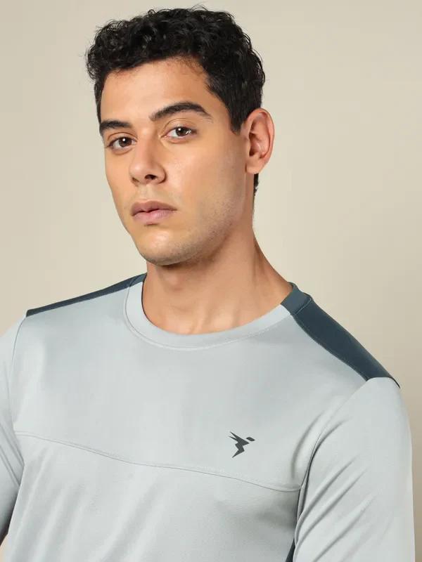 Men Colorblock Slim Fit Crew Neck T-shirt with TECHNO COOL+ - Image 6