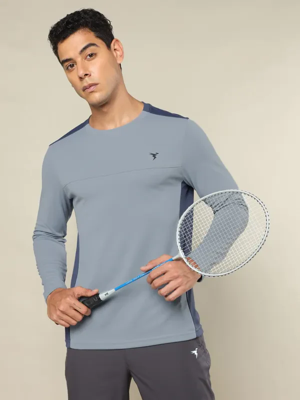 Men Colorblock Slim Fit Crew Neck T-shirt with TECHNO COOL+