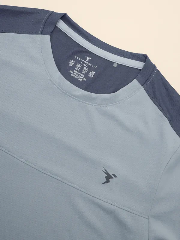 Men Colorblock Slim Fit Crew Neck T-shirt with TECHNO COOL+ - Image 8