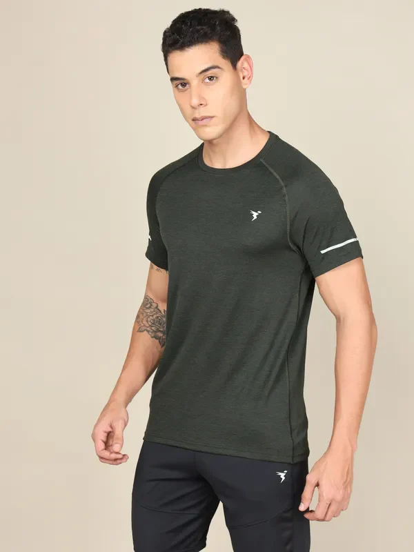Men Melange Slim Fit Crew Neck T-shirt with DOUBLECOOL - Image 4