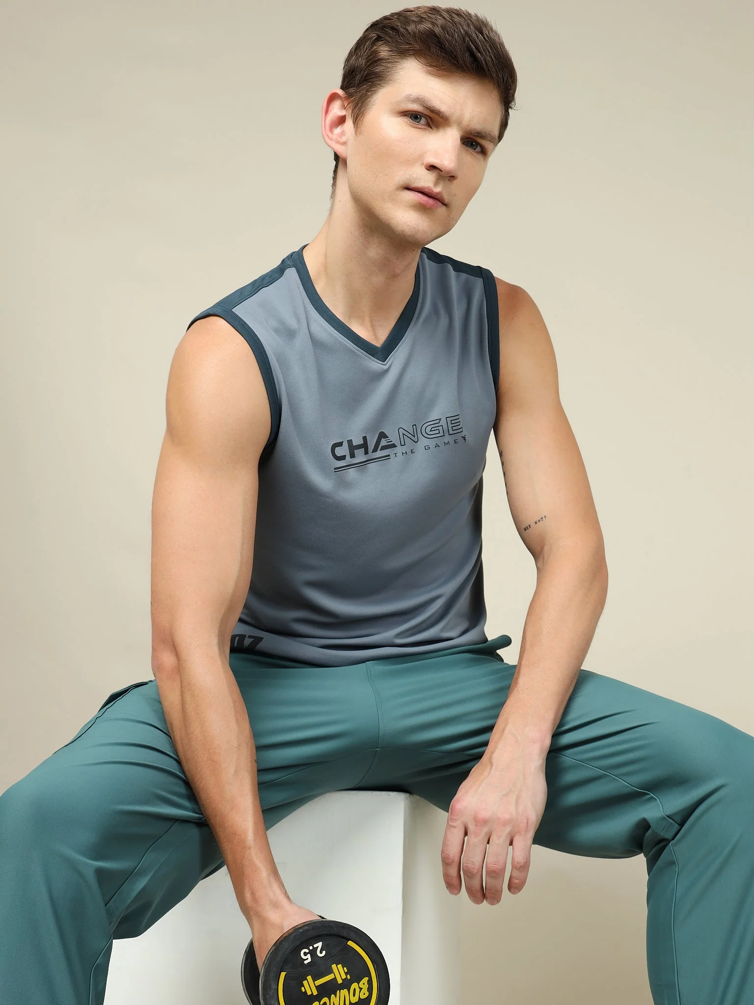Men Solid Slim Fit V Neck Sleeveless T-shirt with TECHNO COOL + - Image 2
