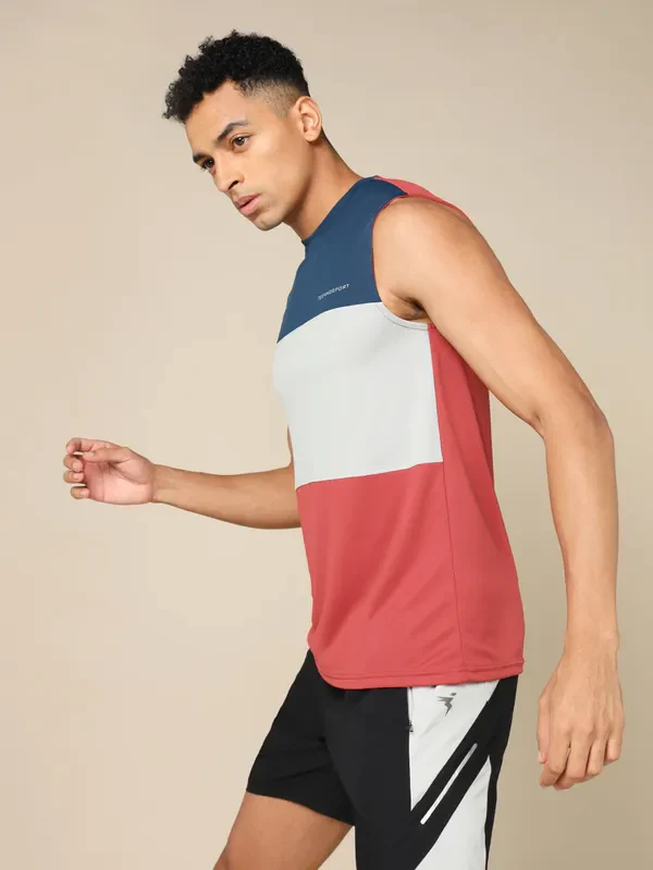Men Colorblock Slim Fit Crew Neck Innerwear Vest with TECHNO COOL+ - Image 3