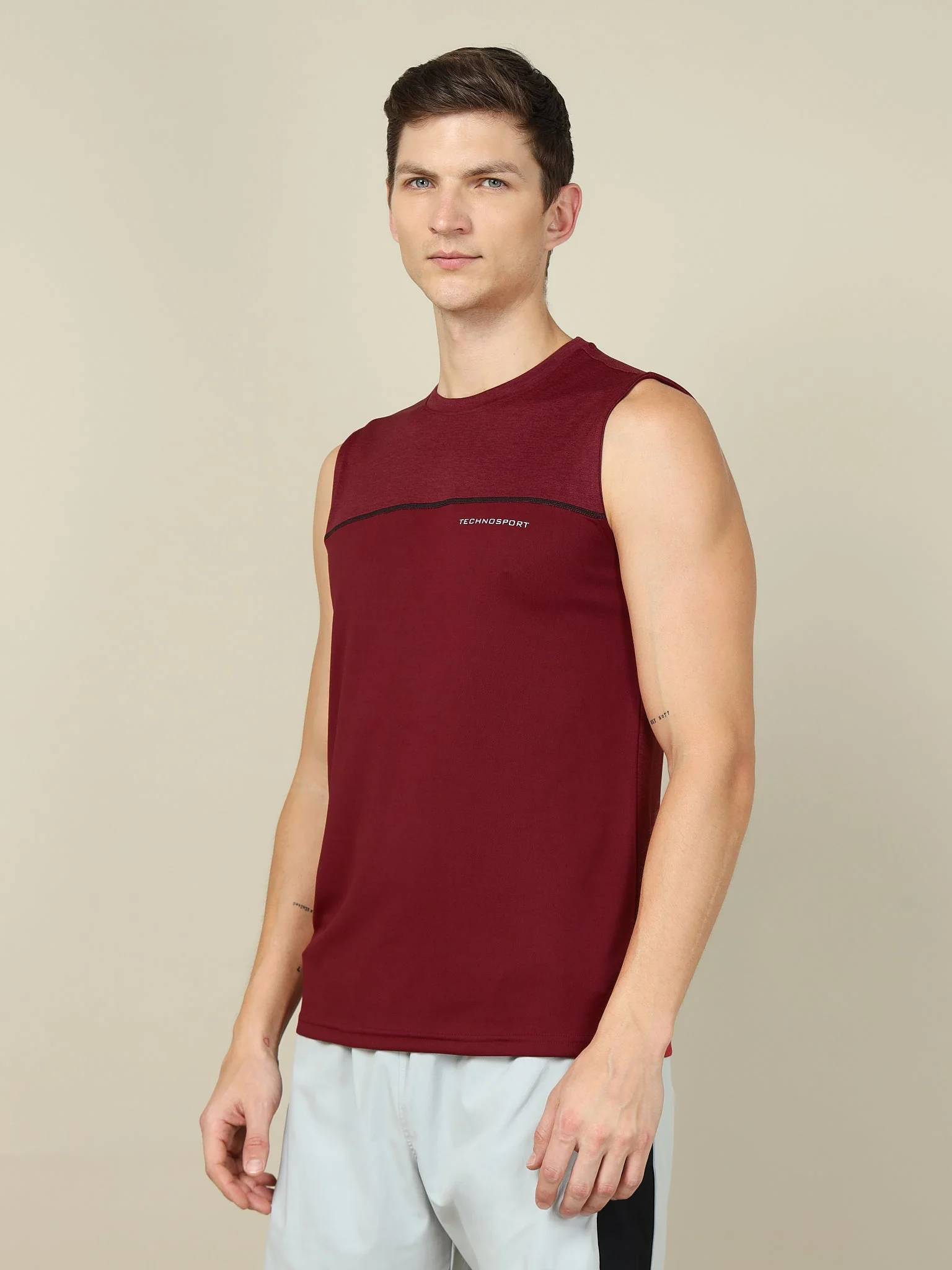 Men Colorblock Slim Fit Crew Neck Innerwear Vest with TECHNO COOL+ - Image 3