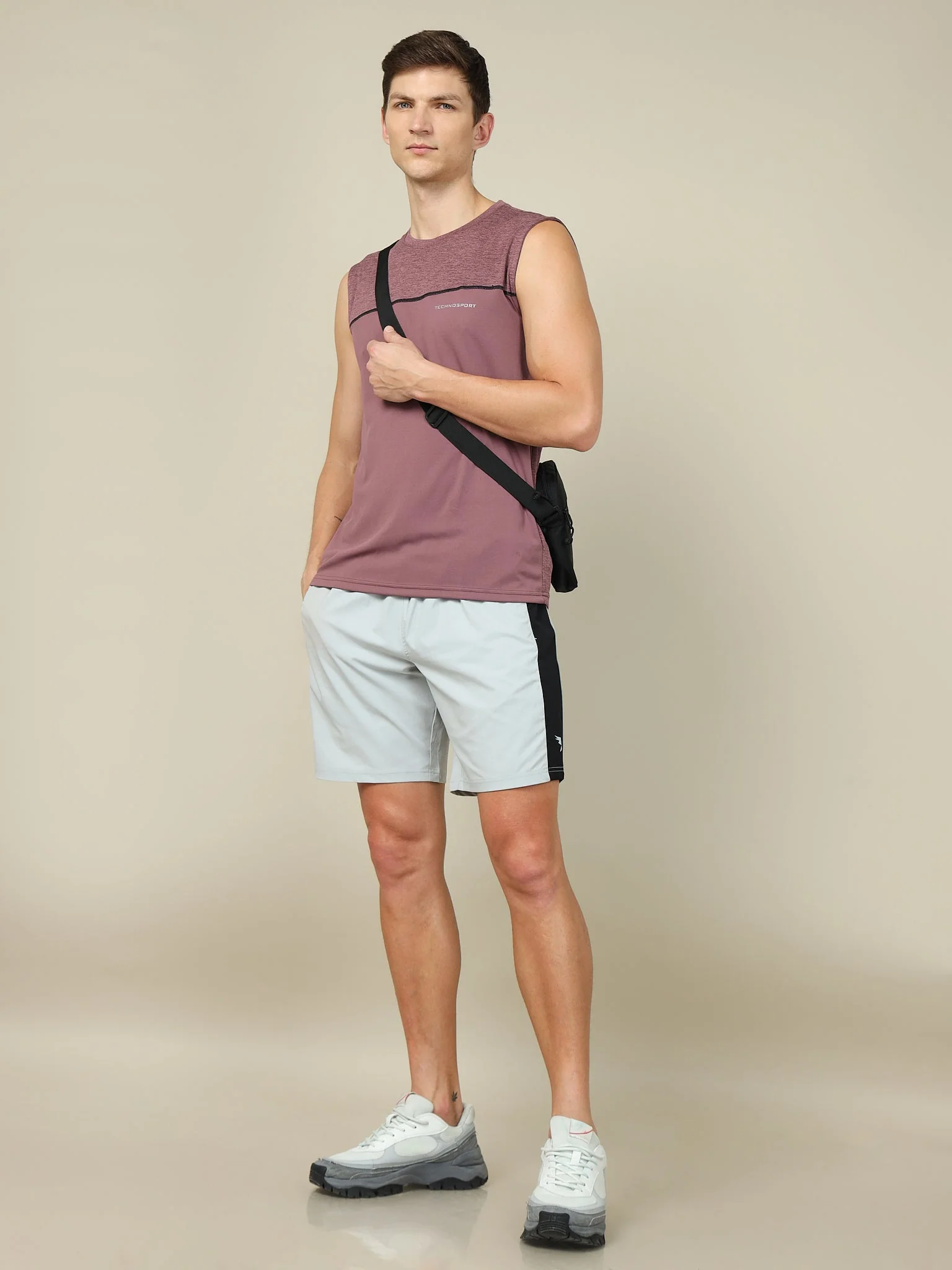 Men Colorblock Slim Fit Crew Neck Innerwear Vest with TECHNO COOL+ - Image 4