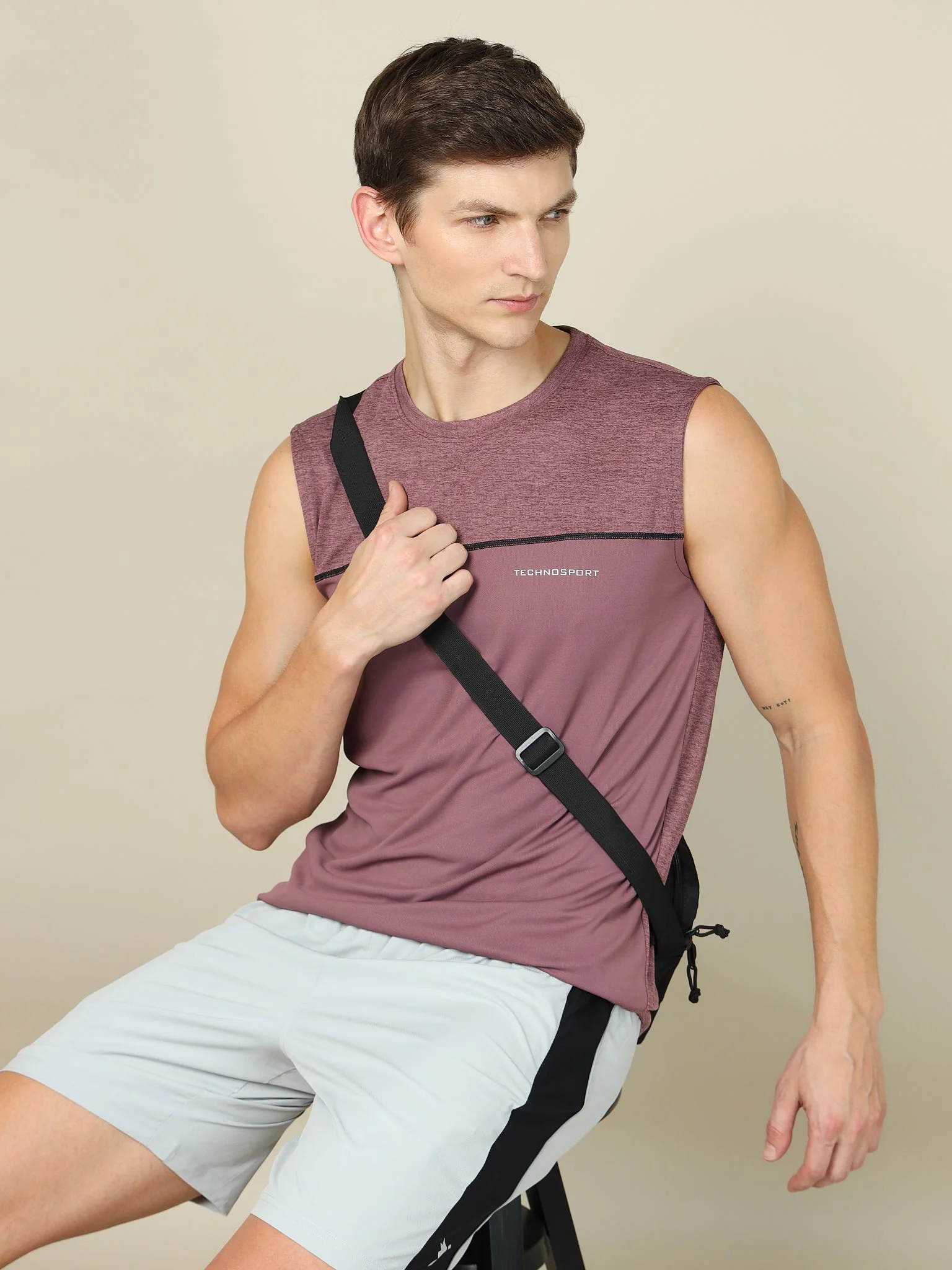 Men Colorblock Slim Fit Crew Neck Innerwear Vest with TECHNO COOL+ - Image 6
