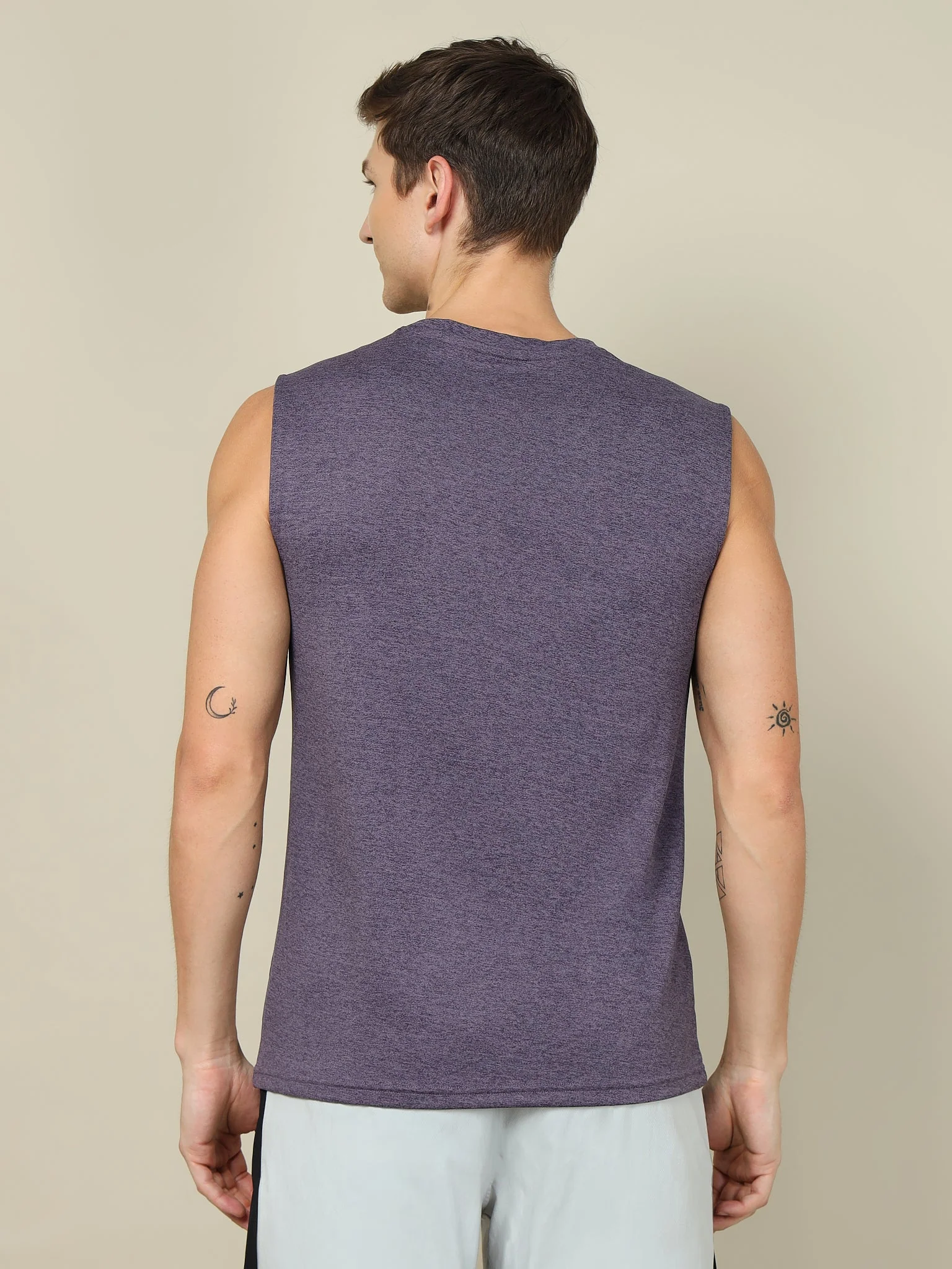 Men Colorblock Slim Fit Crew Neck Innerwear Vest with TECHNO COOL+ - Image 2