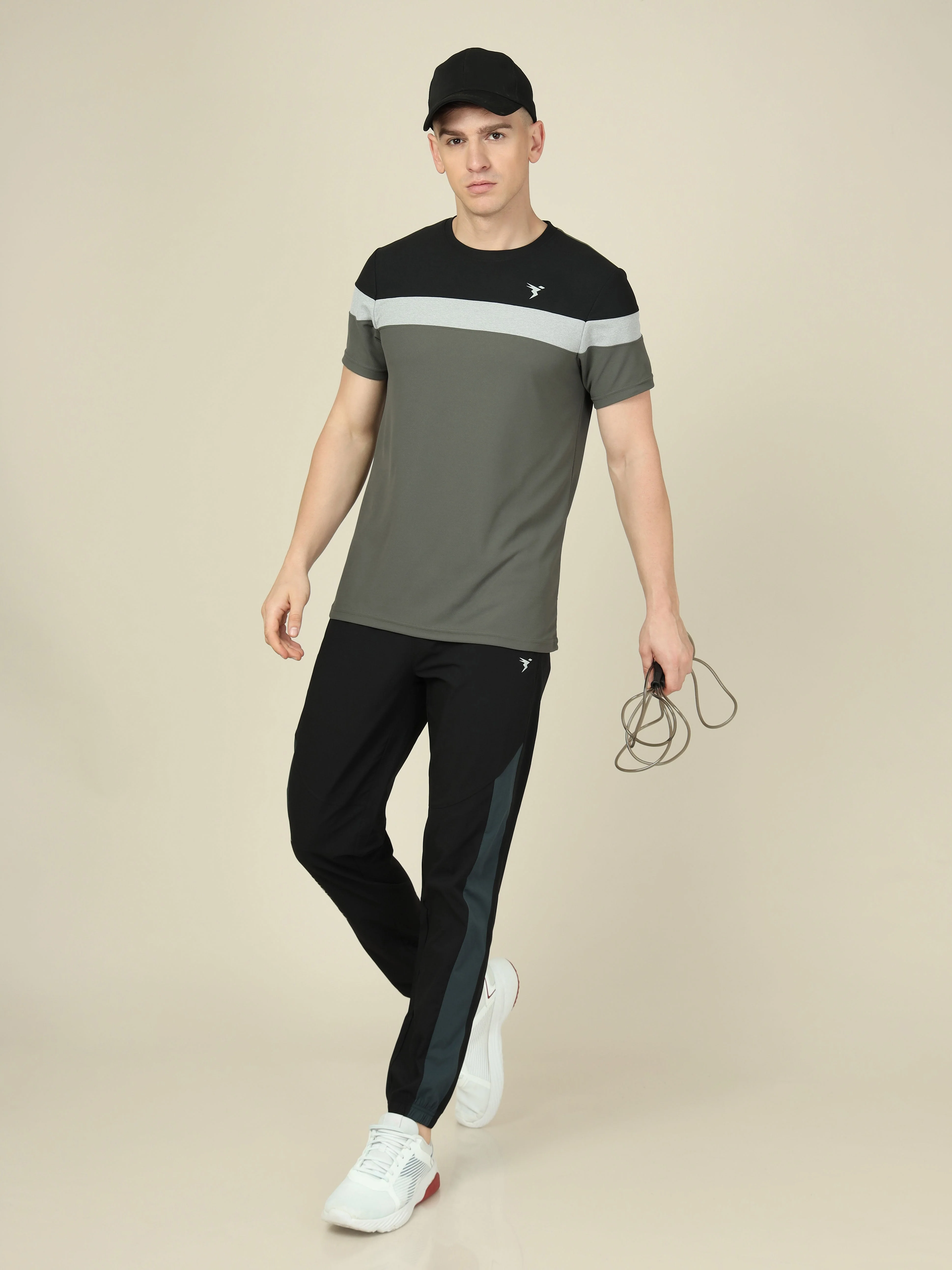 Men Colorblock Slim Fit Crew Neck T-shirt with MATPIQ - Image 5