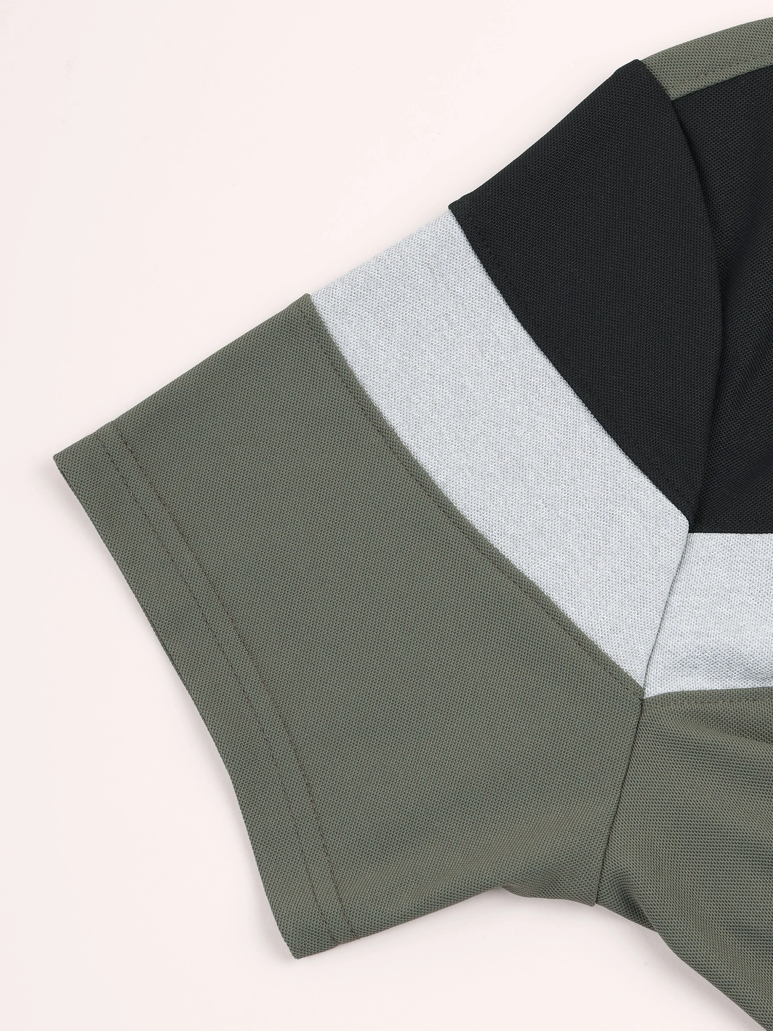 Men Colorblock Slim Fit Crew Neck T-shirt with MATPIQ - Image 8