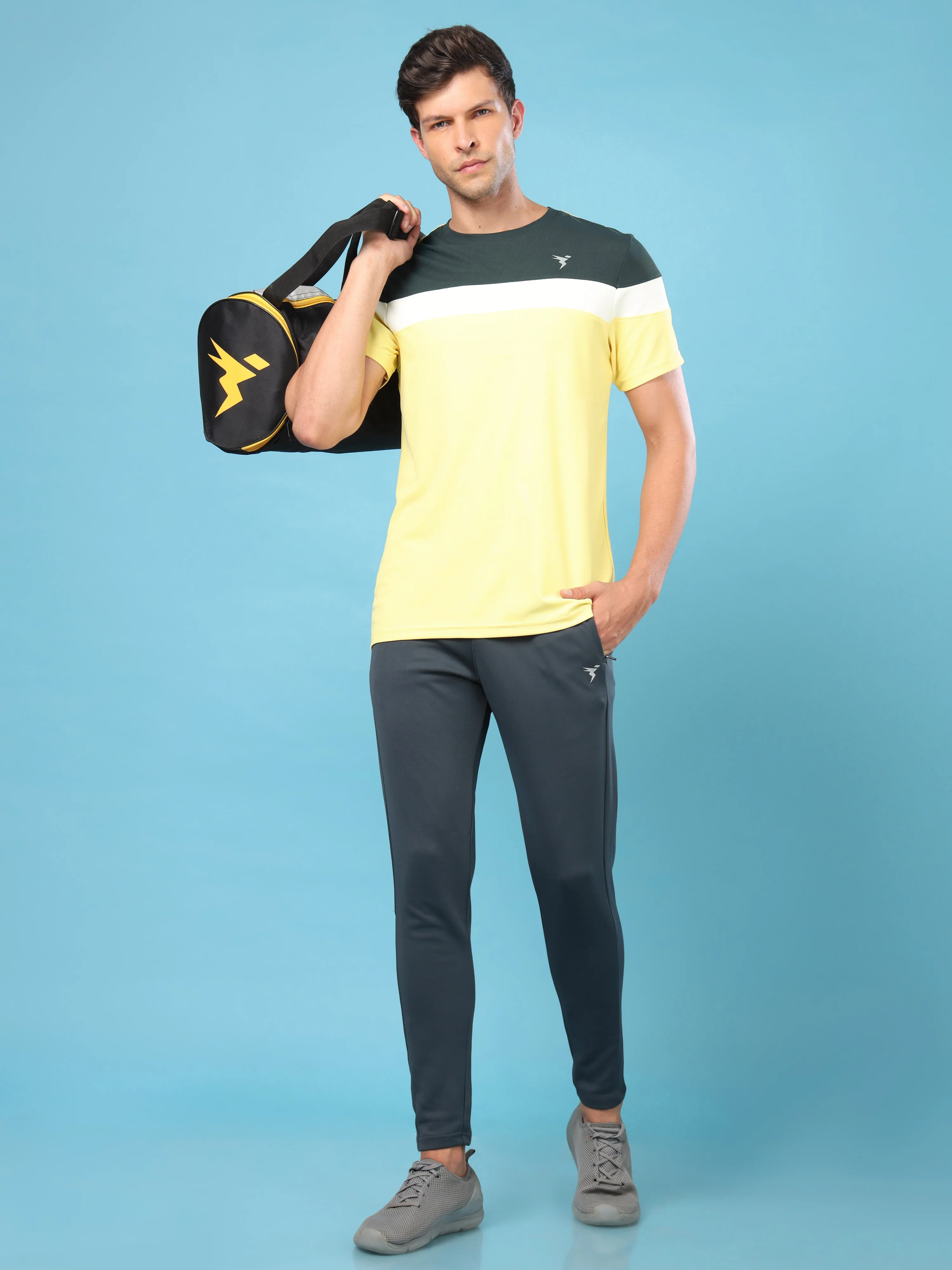 Men Colorblock Slim Fit Crew Neck T-shirt with MATPIQ - Image 4