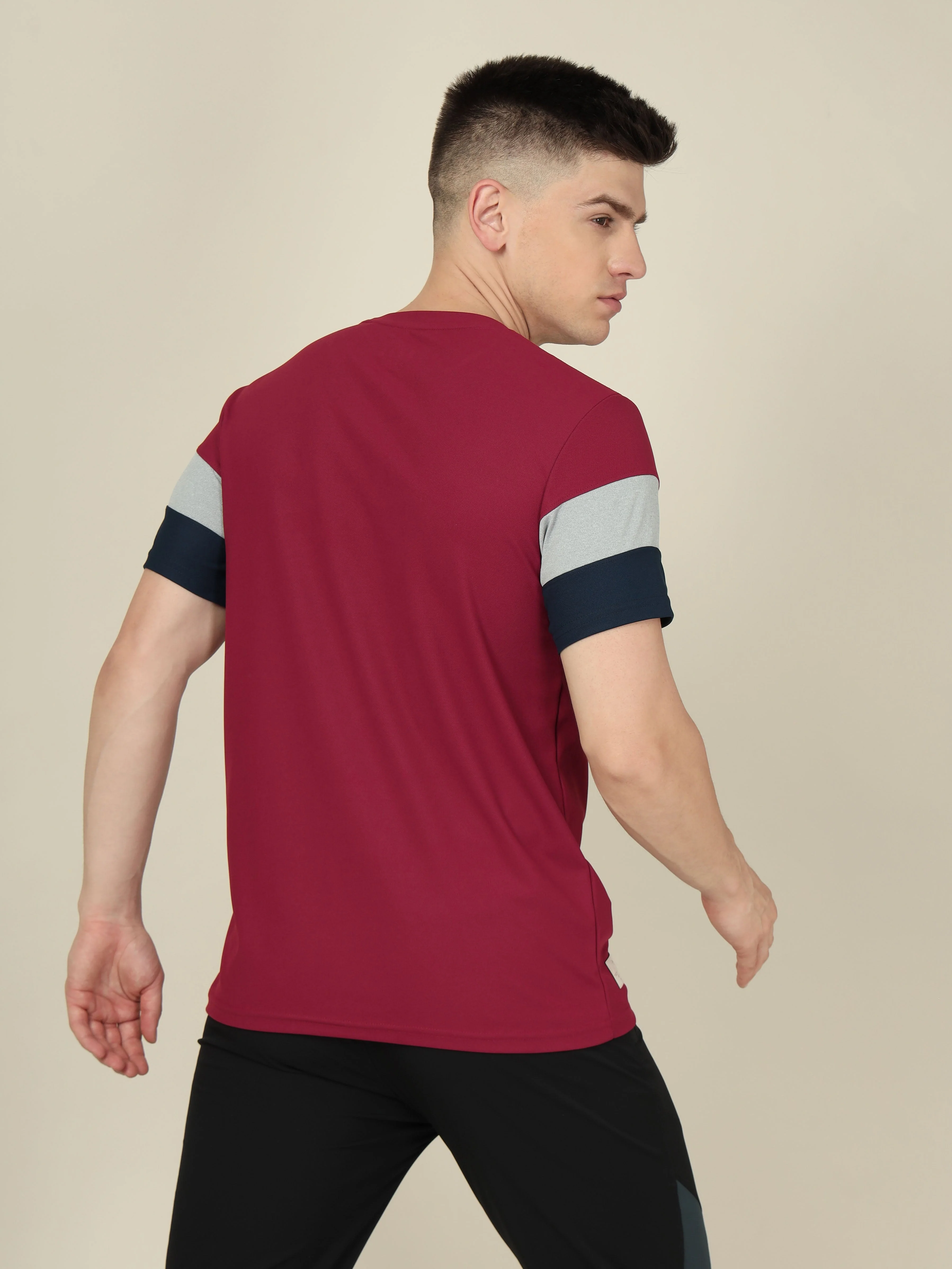 Men Colorblock Slim Fit Crew Neck T-shirt with MATPIQ - Image 4