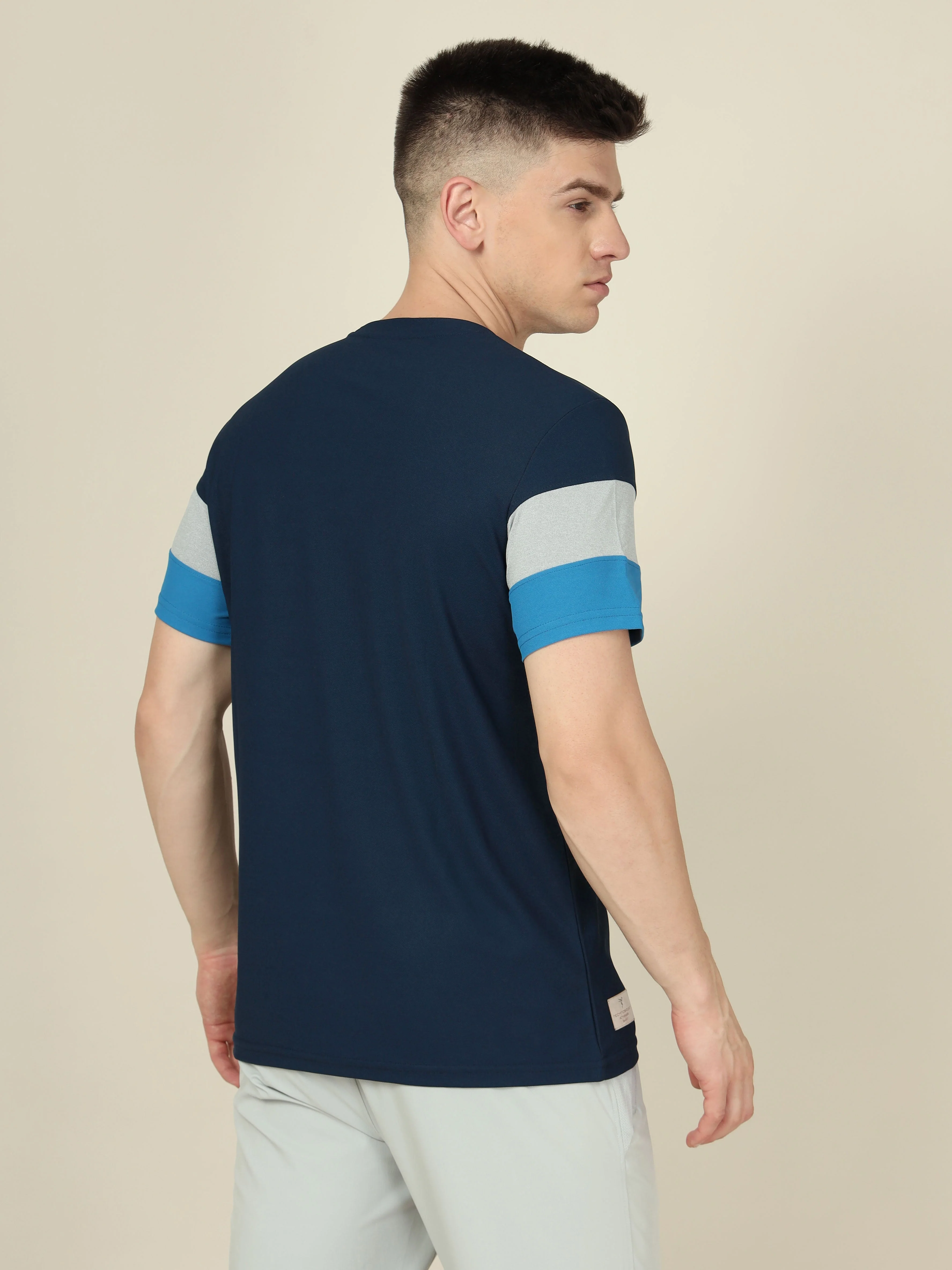 Men Colorblock Slim Fit Crew Neck T-shirt with MATPIQ - Image 3