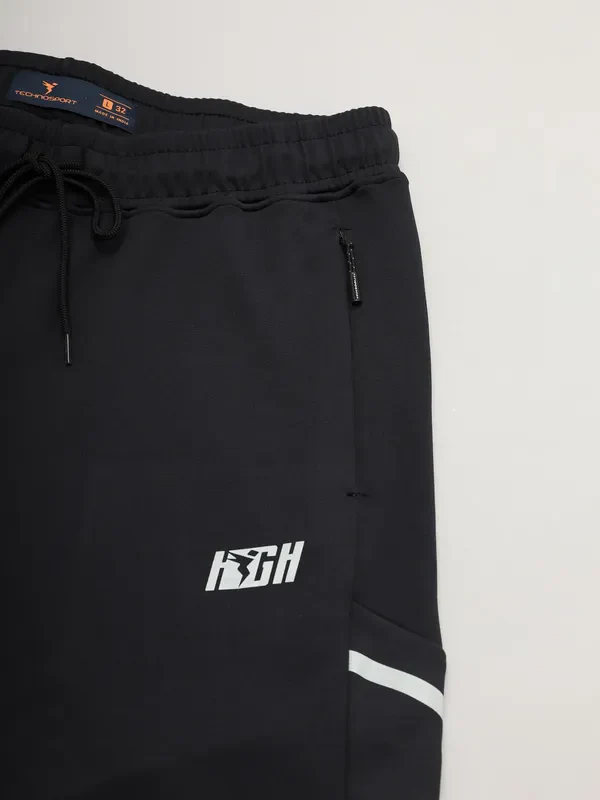 Men Colorblock Relax Fit Trackpants with ELASTO PLUS - Image 10