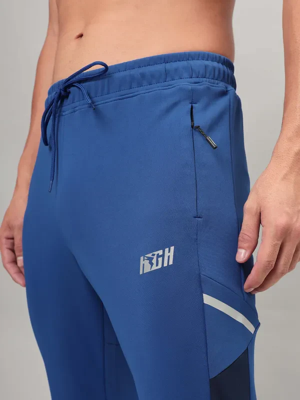 Men Colorblock Relax Fit Trackpants with ELASTO PLUS - Image 7
