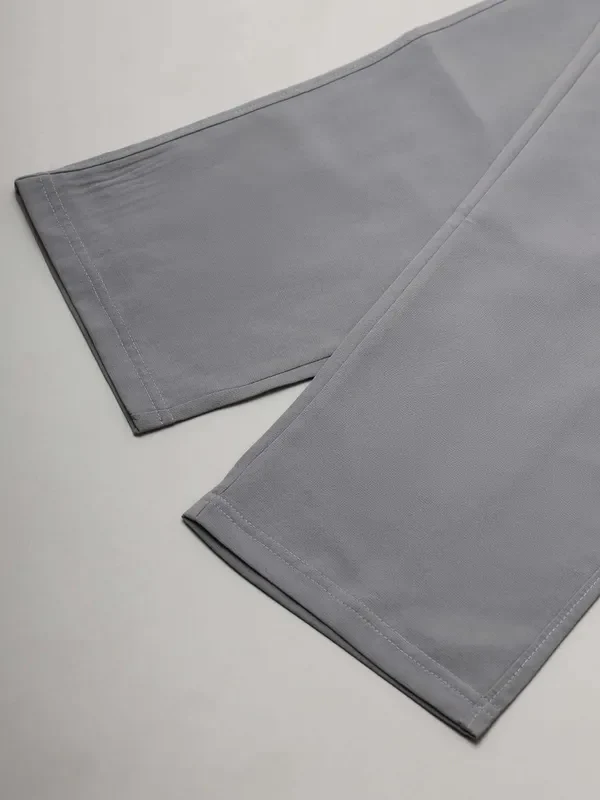 Men Colorblock Relax Fit Trackpants with ELASTO PLUS - Image 9