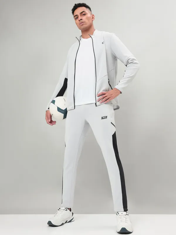 Men Colorblock Relax Fit Trackpants with ELASTO PLUS - Image 5