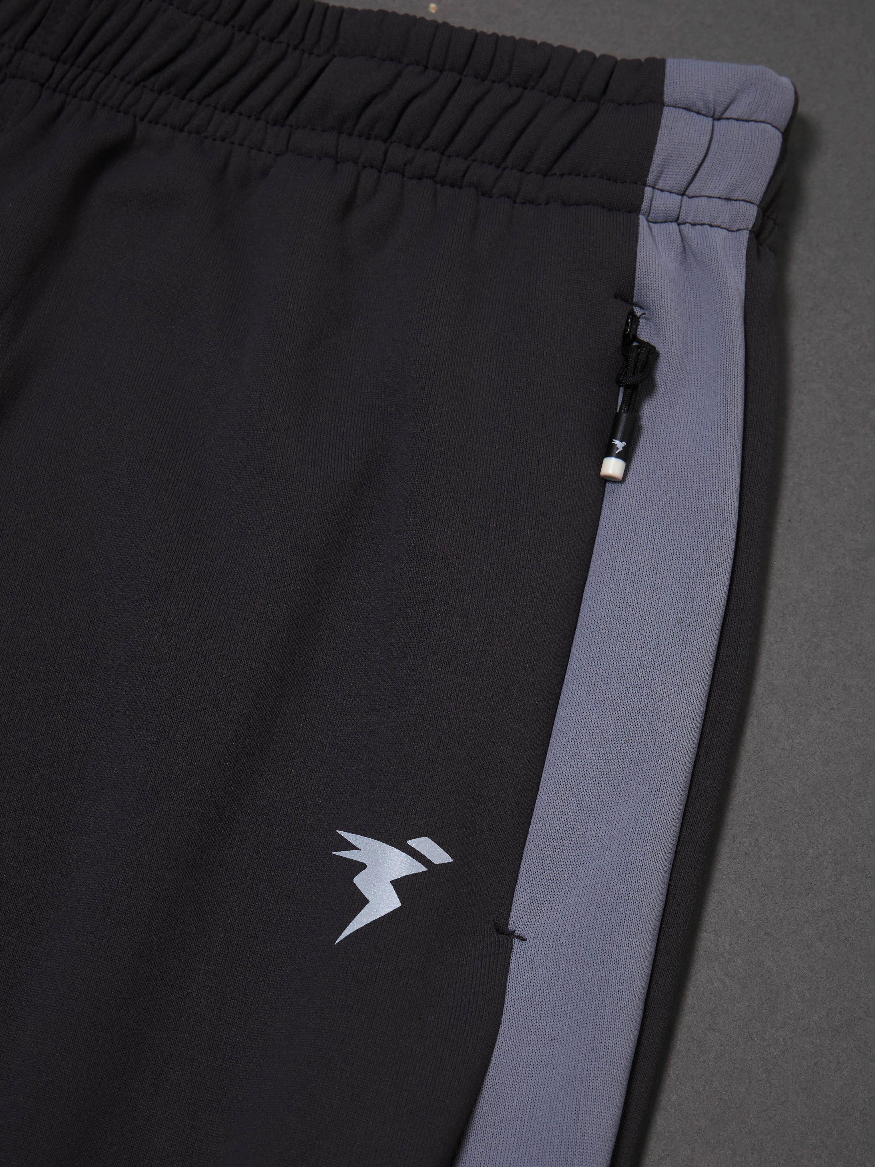 Men Solid Slim Fit Trackpants with TECHNO DRY - Image 7