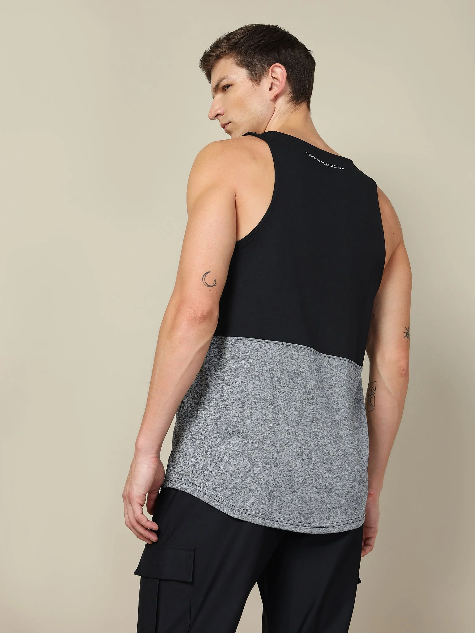 Men Melange Slim Fit Scoop Neck Innerwear Vest with TECHNO COOL+ - Image 6