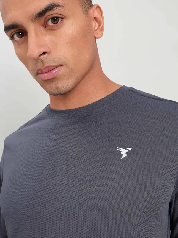 Men Solid Slim Fit Crew Neck T-shirt with TECHNO COOL+ - Image 6