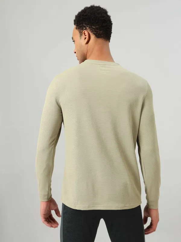 Men Self Design Slim Fit Henley Neck T-shirt with MATPIQ - Image 2