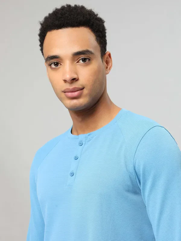 Men Self Design Slim Fit Henley Neck T-shirt with MATPIQ - Image 6
