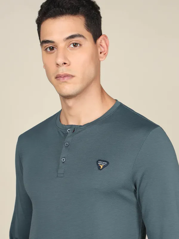 Men Self Design Slim Fit Henley Neck T-shirt with MATPIQ - Image 6