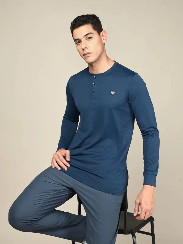 Men Self Design Slim Fit Henley Neck T-shirt with MATPIQ - Image 2