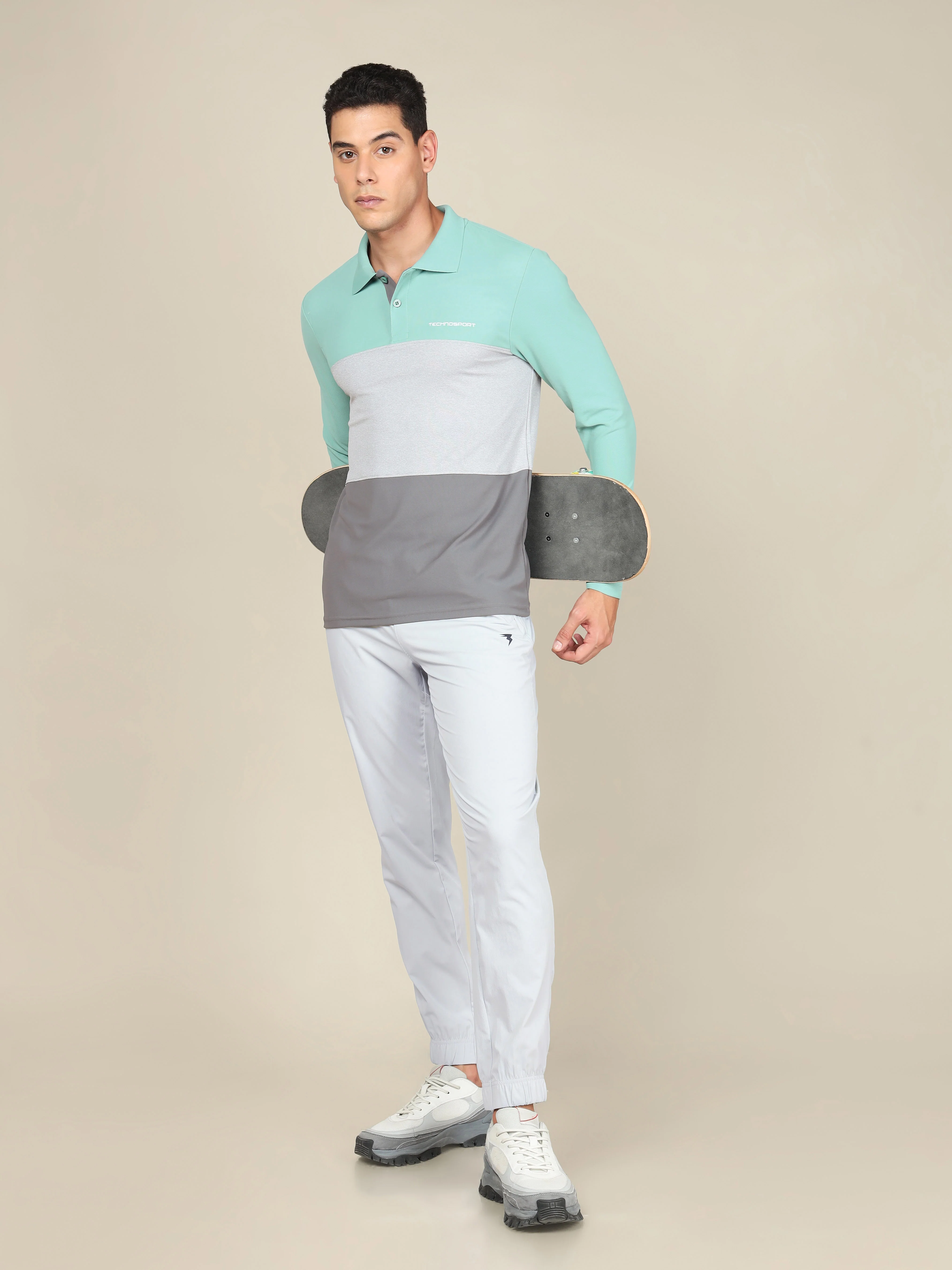 Men Solid Relax Fit Joggers with TECHNOLITE - Image 5