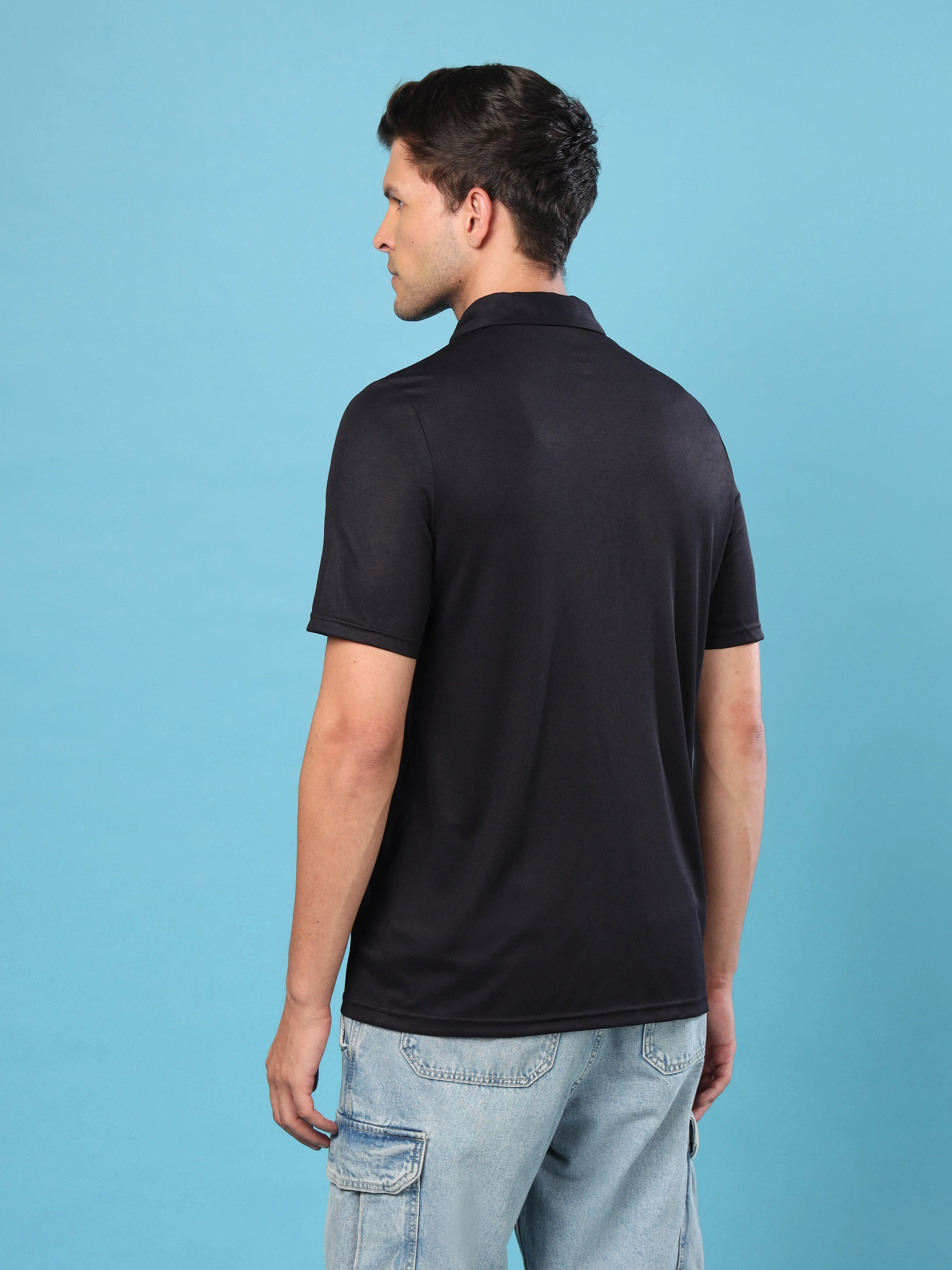 Men Solid Regular Fit Spread Collar Shirt with TECHNO COOL+ - Image 3