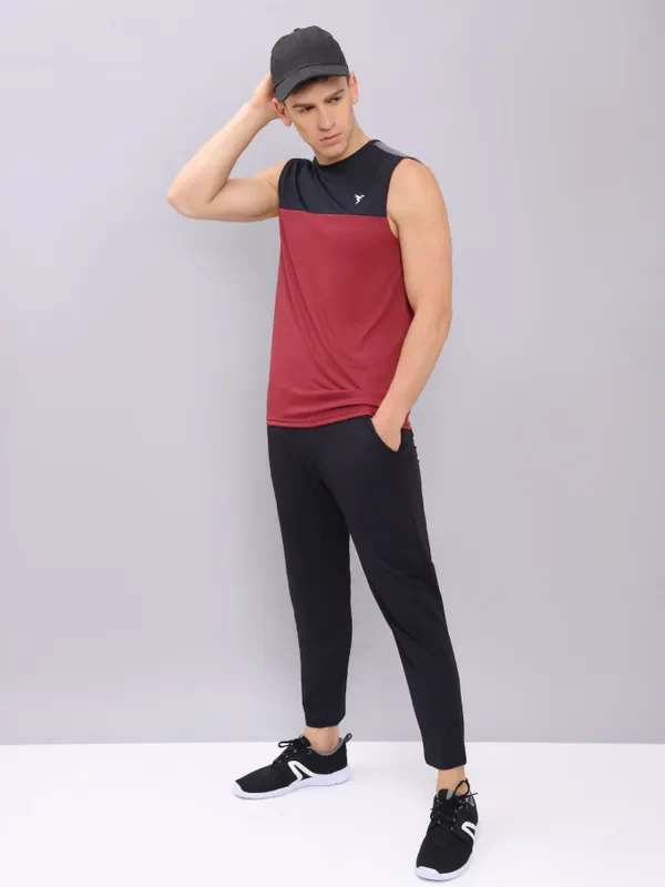 Men Colorblock Slim Fit Crew Neck Innerwear Vest with TECHNO COOL+ - Image 2