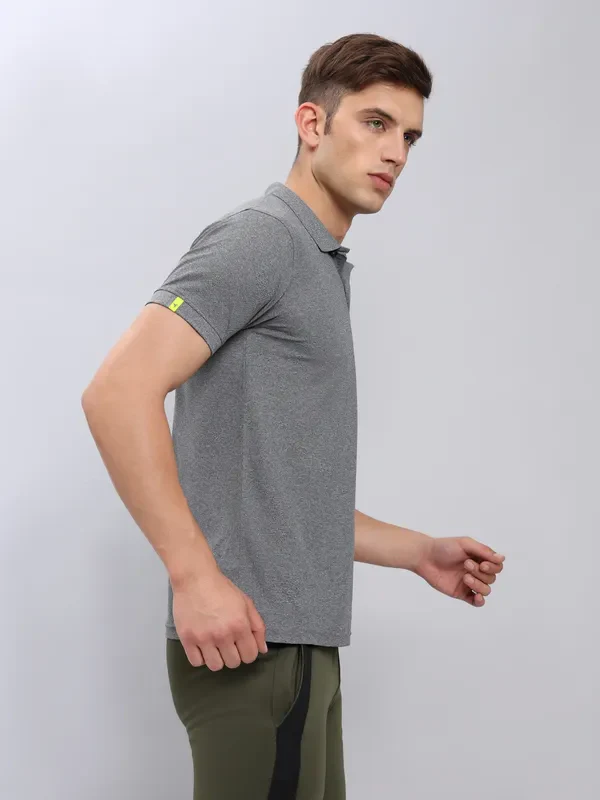 Men Solid Slim Fit Polo T-shirt with MATPIQ - Image 4