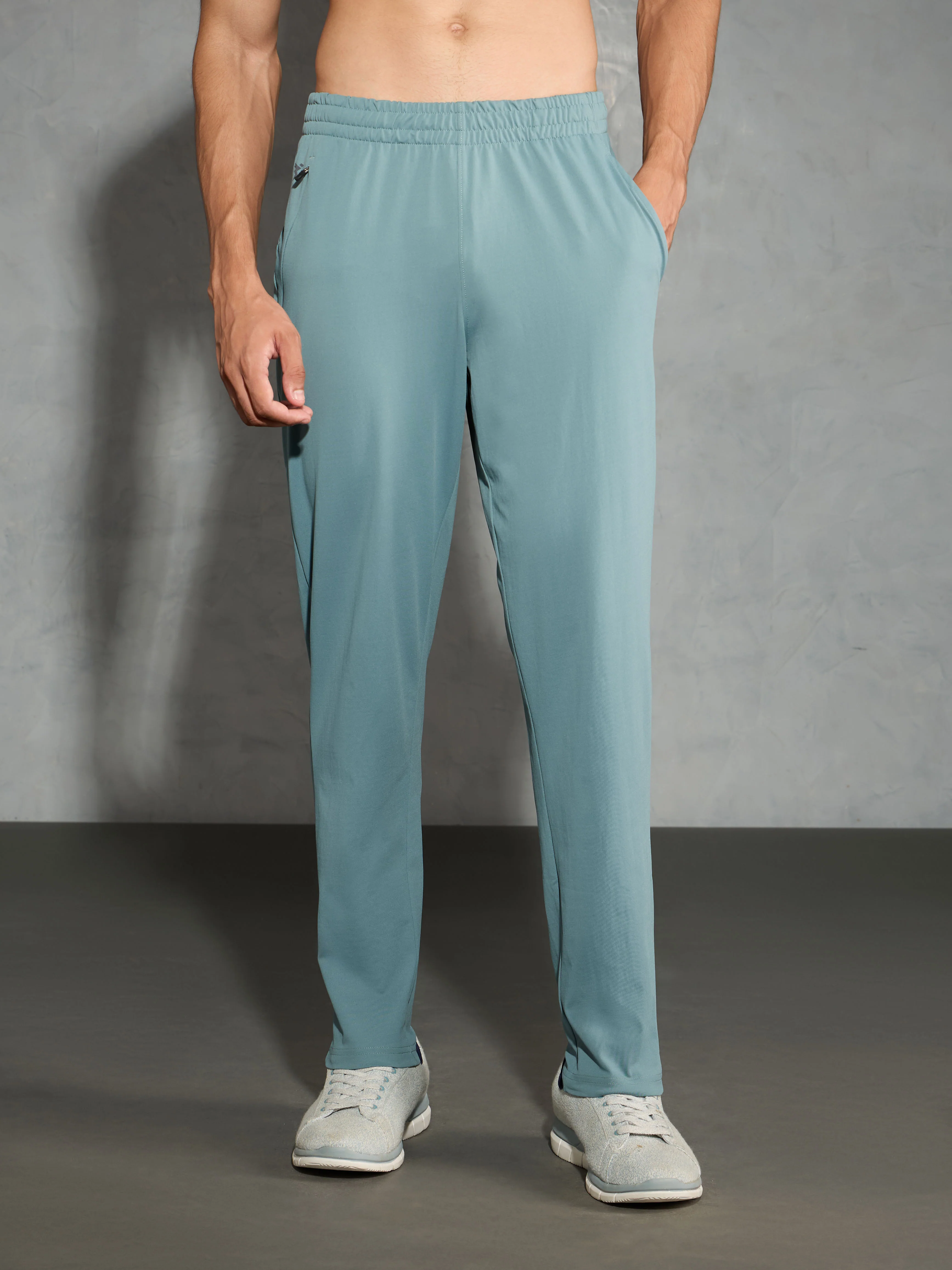 Men Solid Relax Fit Trackpants with ELASTO PLUS - Image 2