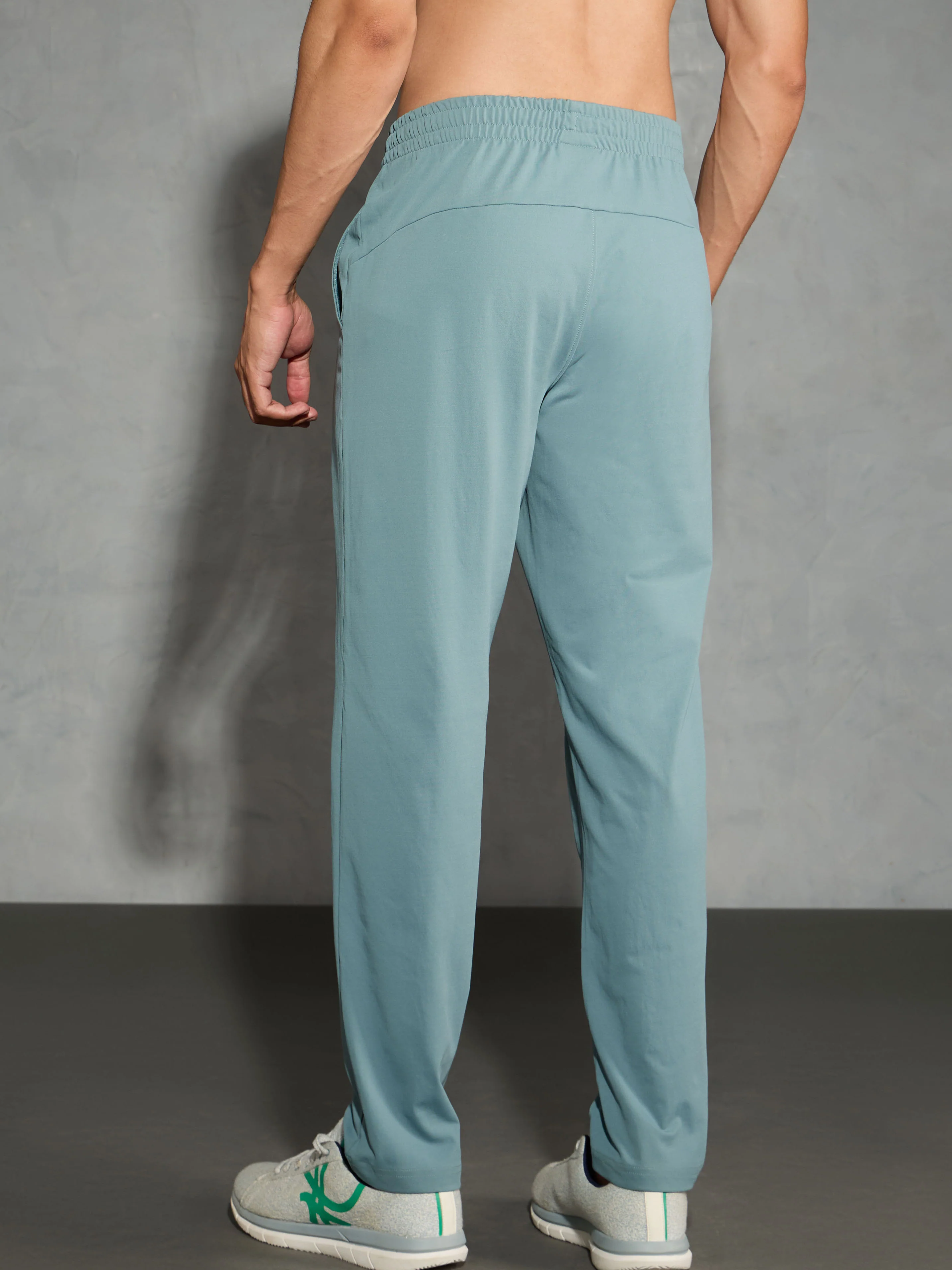 Men Solid Relax Fit Trackpants with ELASTO PLUS - Image 3