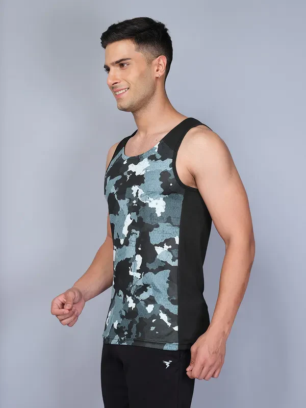 Men Printed Slim Fit Scoop Neck Innerwear Vest with TECHNO COOL - Image 4