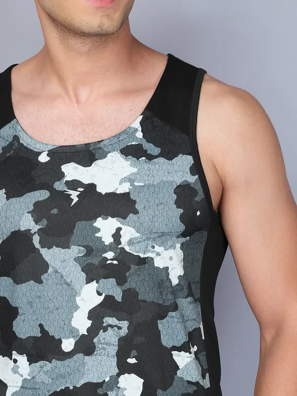 Men Printed Slim Fit Scoop Neck Innerwear Vest with TECHNO COOL - Image 5