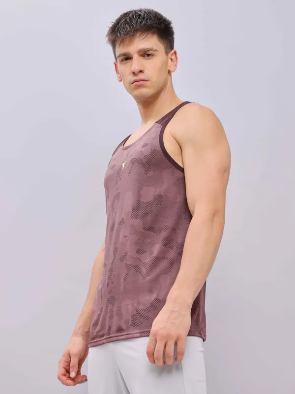 Men Colorblock Slim Fit Crew Neck Innerwear Vest with VENTMESH - Image 4