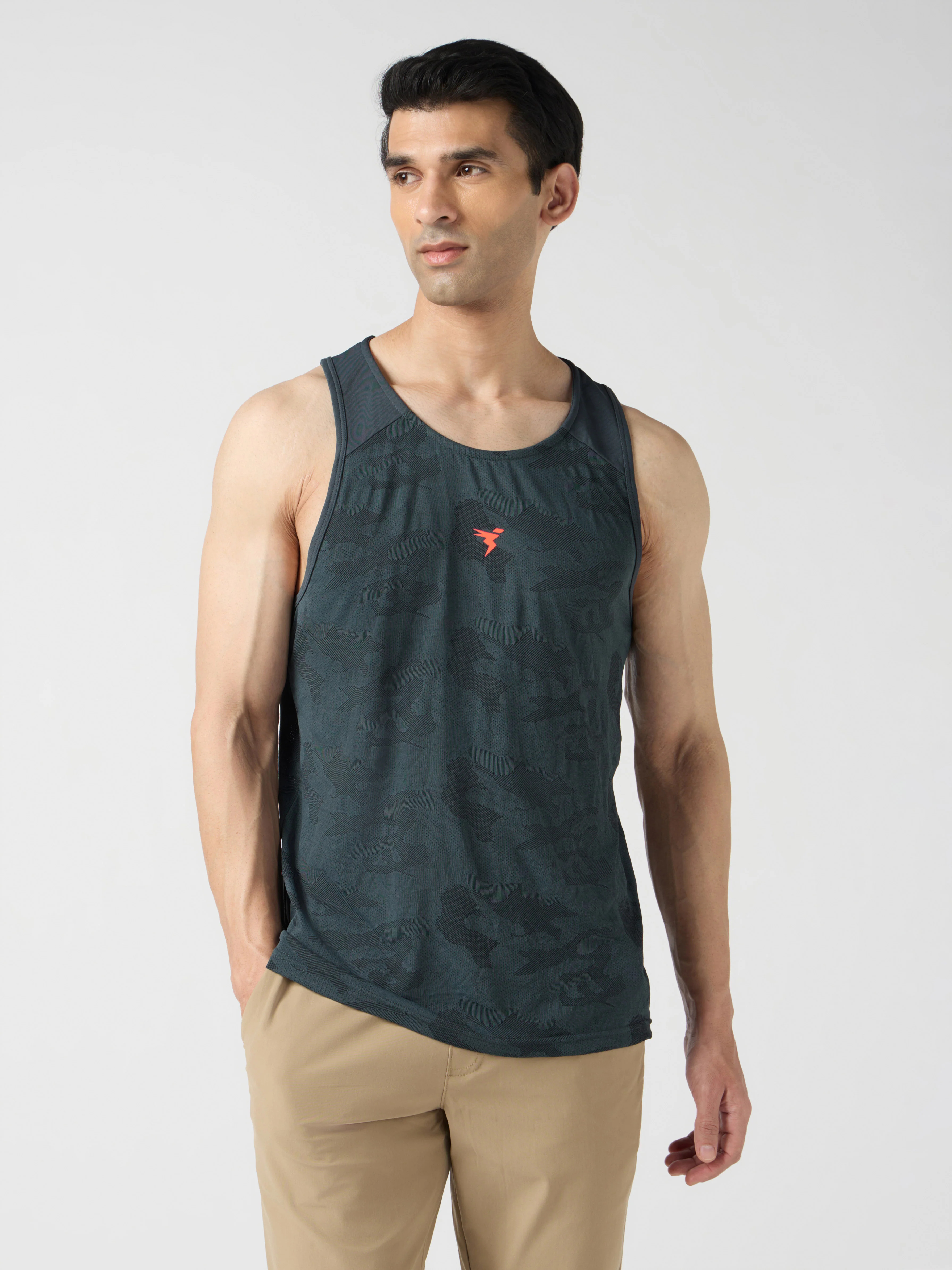 Men Colorblock Slim Fit Crew Neck Innerwear Vest with VENTMESH - Image 2