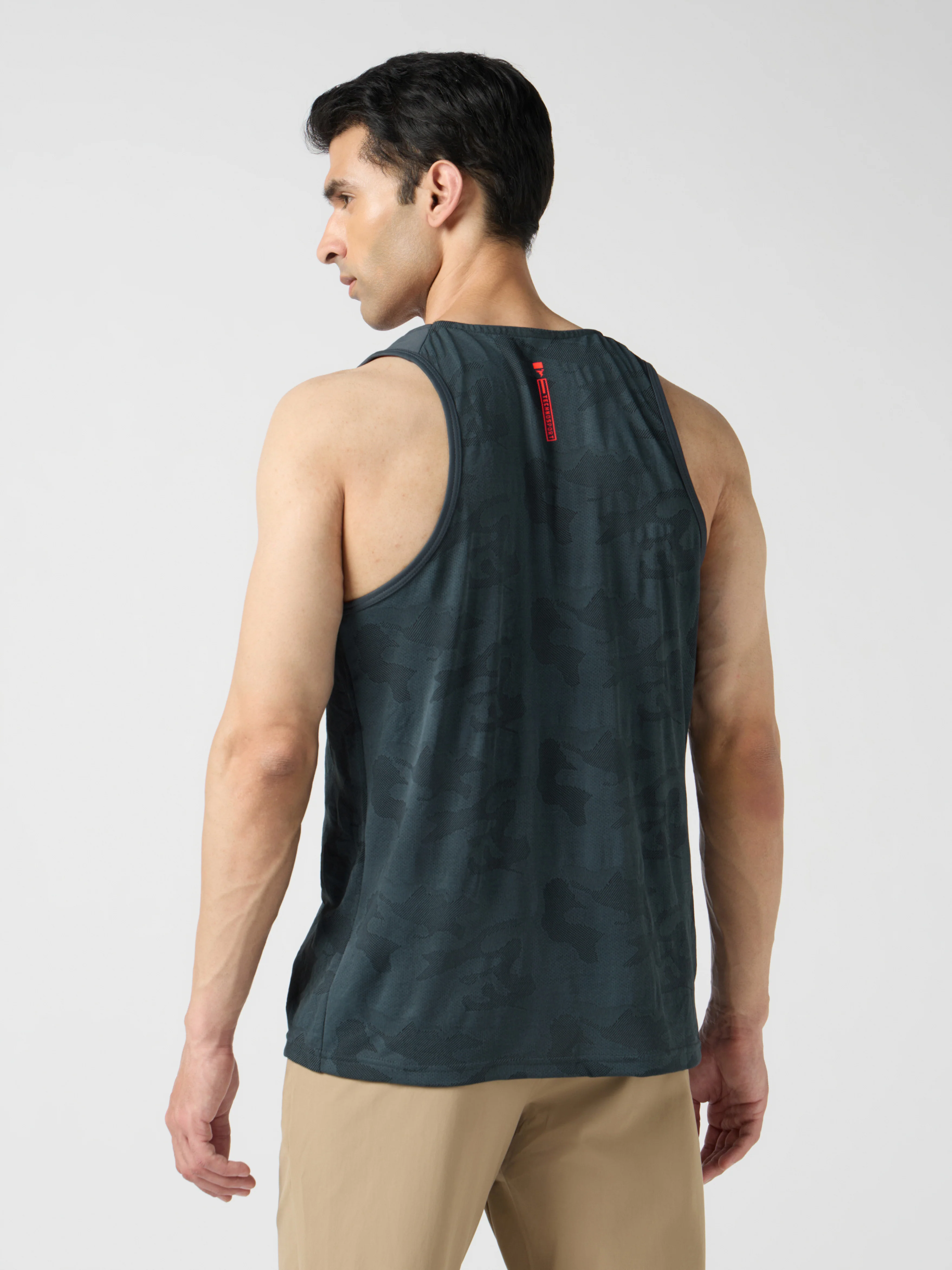 Men Colorblock Slim Fit Crew Neck Innerwear Vest with VENTMESH - Image 3