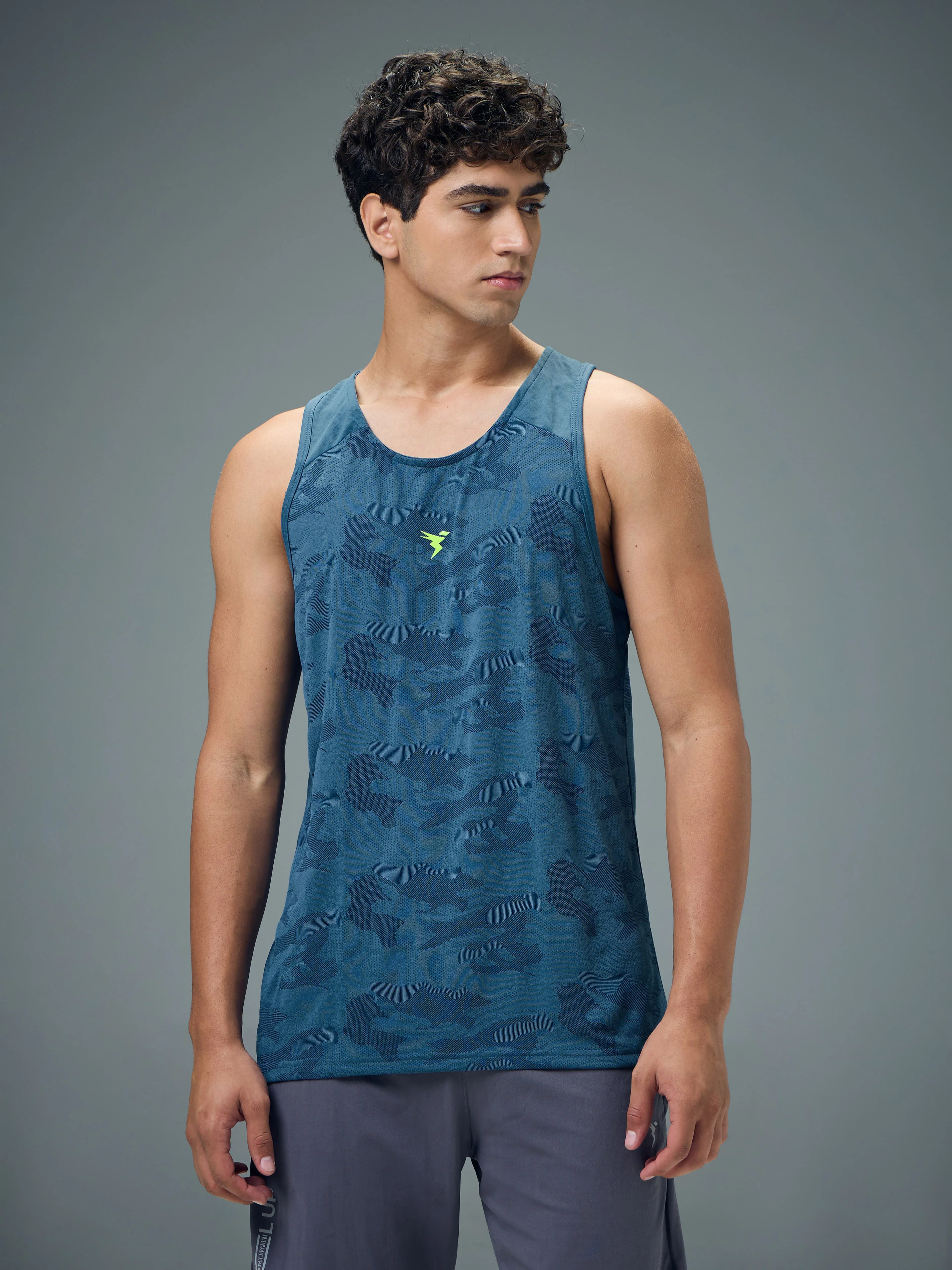 Men Colorblock Slim Fit Crew Neck Innerwear Vest with VENTMESH - Image 2
