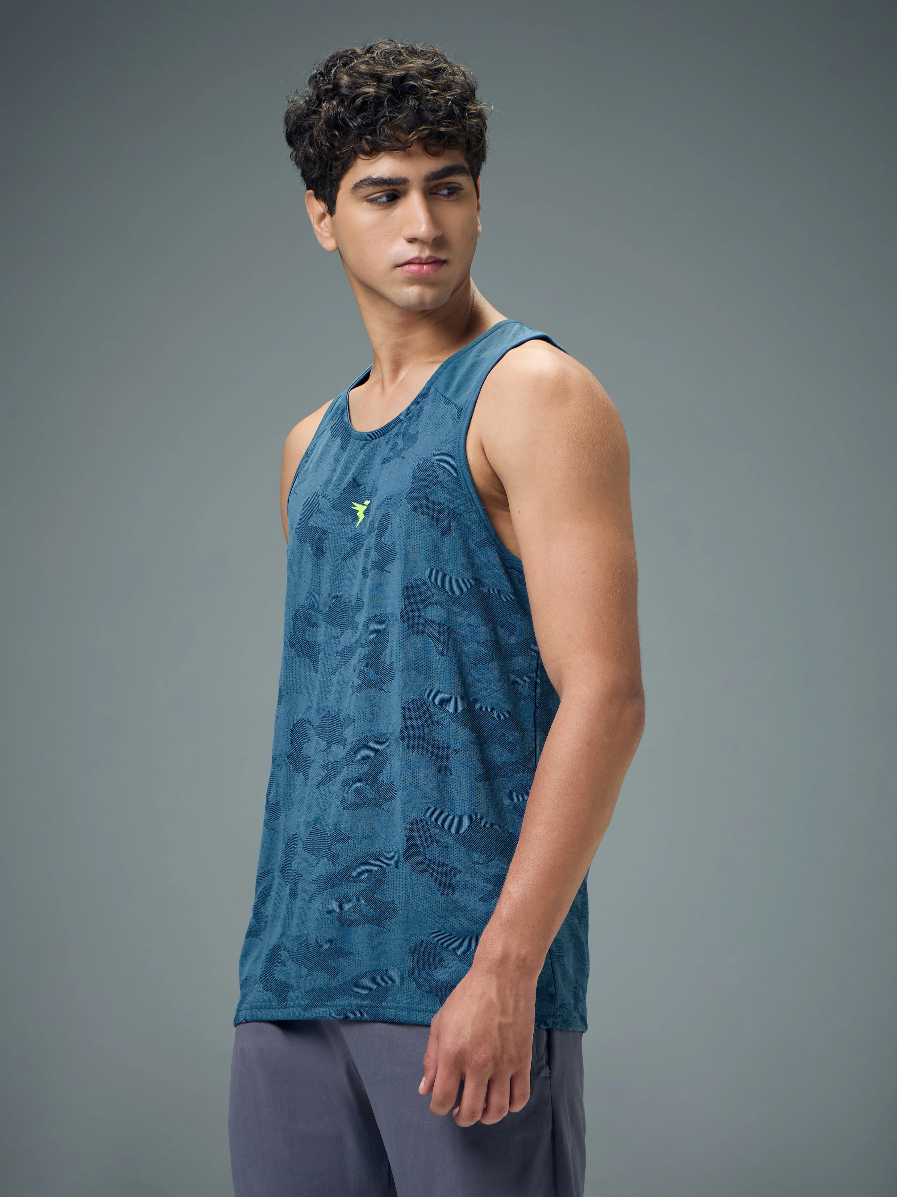 Men Colorblock Slim Fit Crew Neck Innerwear Vest with VENTMESH - Image 4