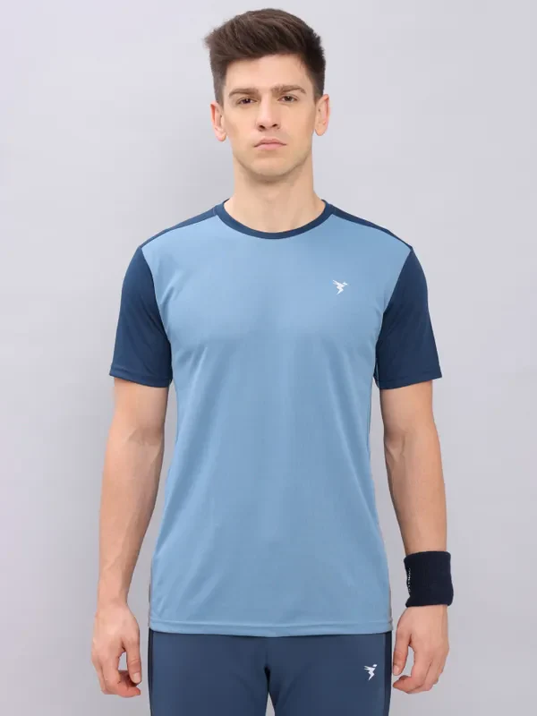Men Colorblock Slim Fit Crew Neck T-shirt with TECHNO COOL+