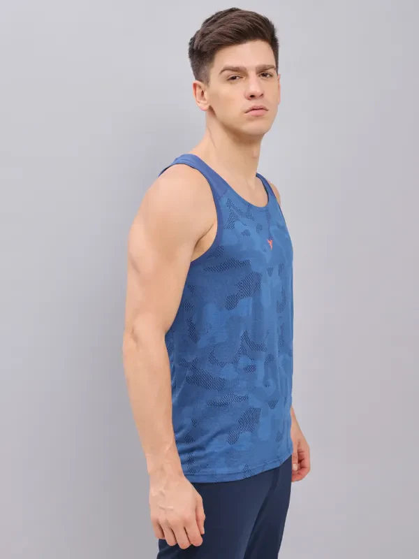 Men Colorblock Slim Fit Crew Neck Innerwear Vest with VENTMESH - Image 4