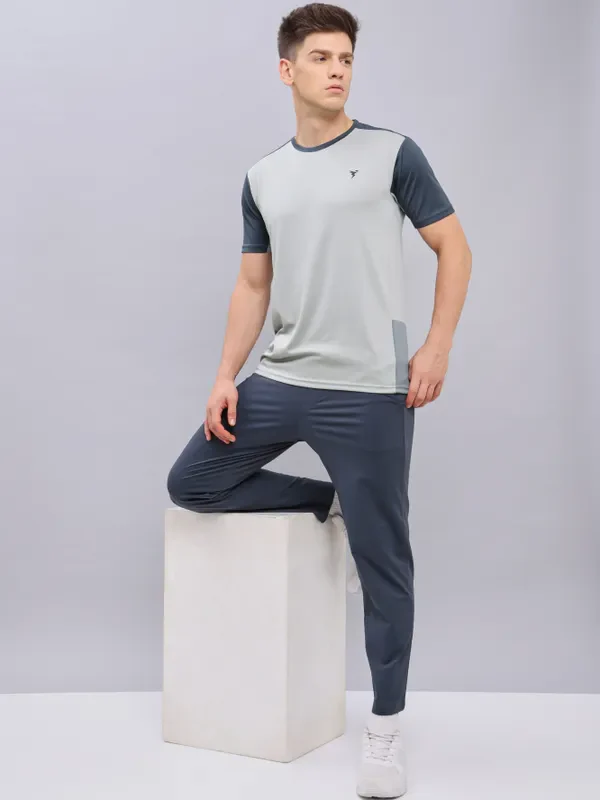 Men Colorblock Slim Fit Crew Neck T-shirt with TECHNO COOL+ - Image 2
