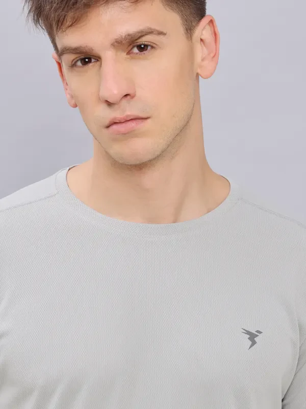 Men Solid Slim Fit Crew Neck T-shirt with TECHNO COOL+ - Image 5