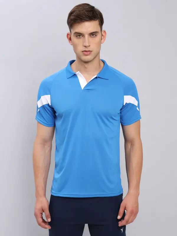 Men Colorblock Slim Fit Polo T-shirt with TECHNO COOL+
