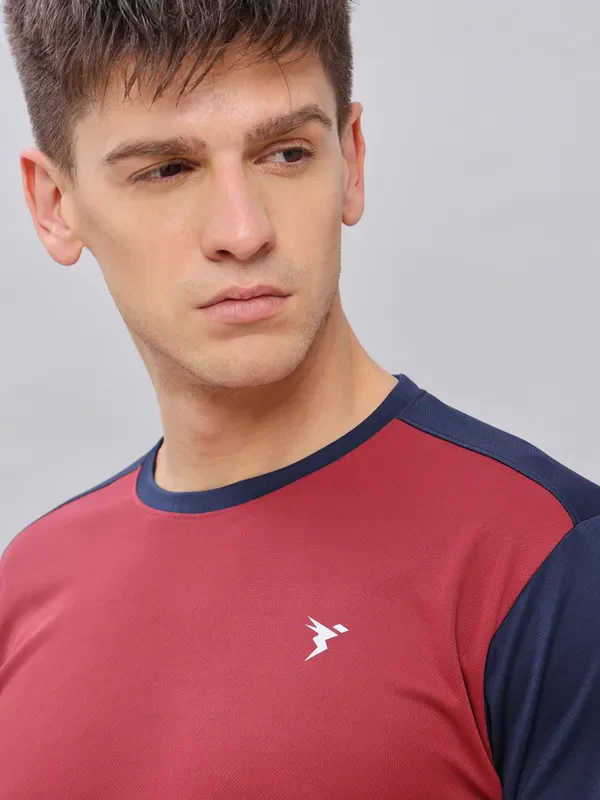Men Colorblock Slim Fit Crew Neck T-shirt with TECHNO COOL+ - Image 5
