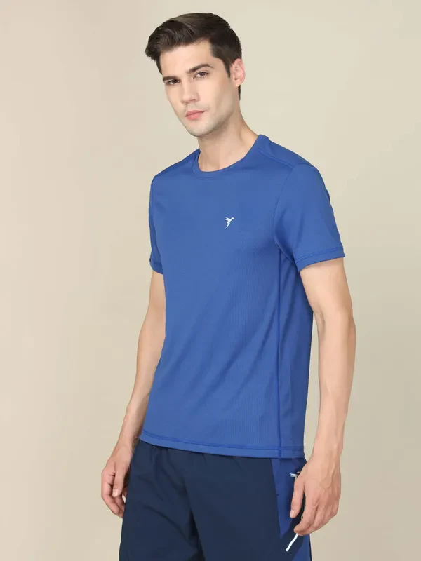 Men Solid Slim Fit Crew Neck T-shirt with TECHNO COOL+ - Image 5