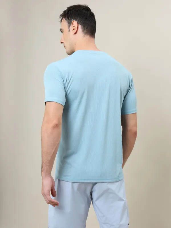 Men Solid Slim Fit Crew Neck T-shirt with TECHNO COOL+ - Image 4
