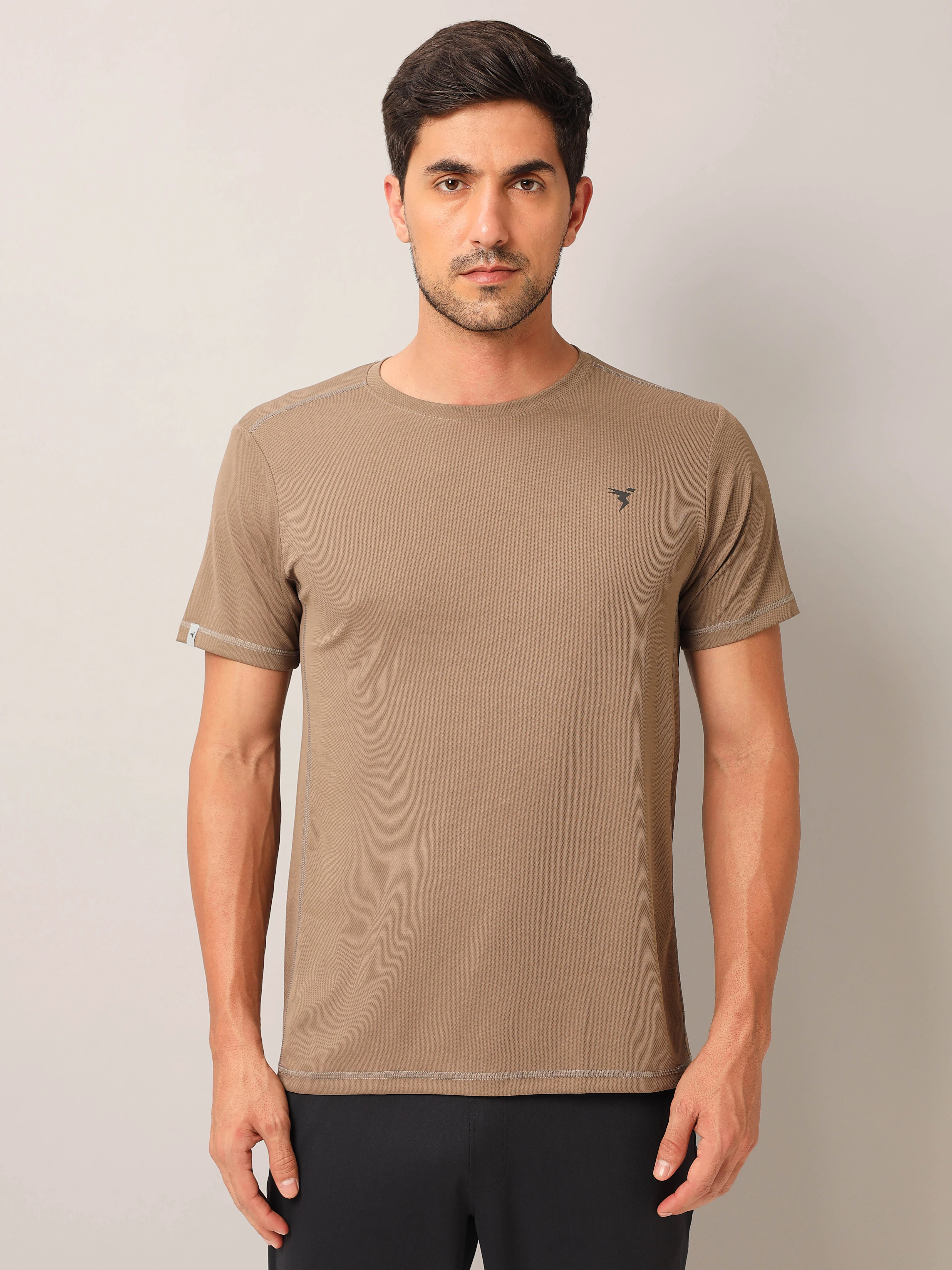 Men Solid Slim Fit Crew Neck T-shirt with TECHNO COOL+ - Image 2