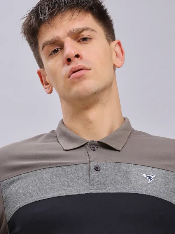Men Colorblock Slim Fit Polo T-shirt with MATPIQ - Image 4