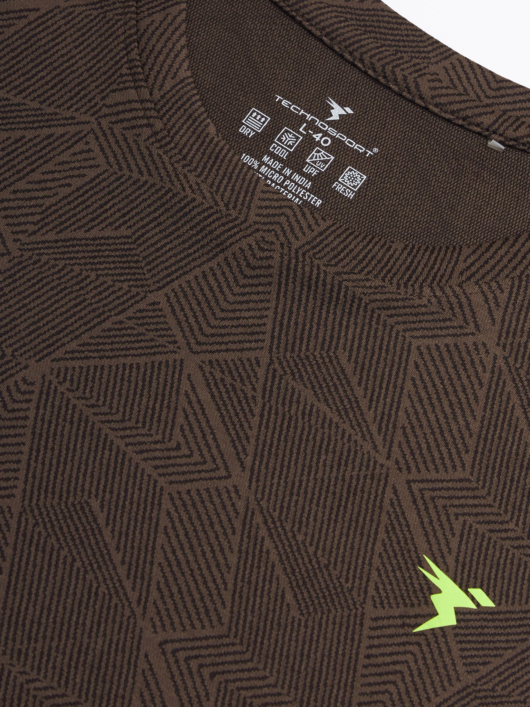 Men Jacquard Slim Fit Crew Neck T-shirt with DOUBLE COOL - Image 9